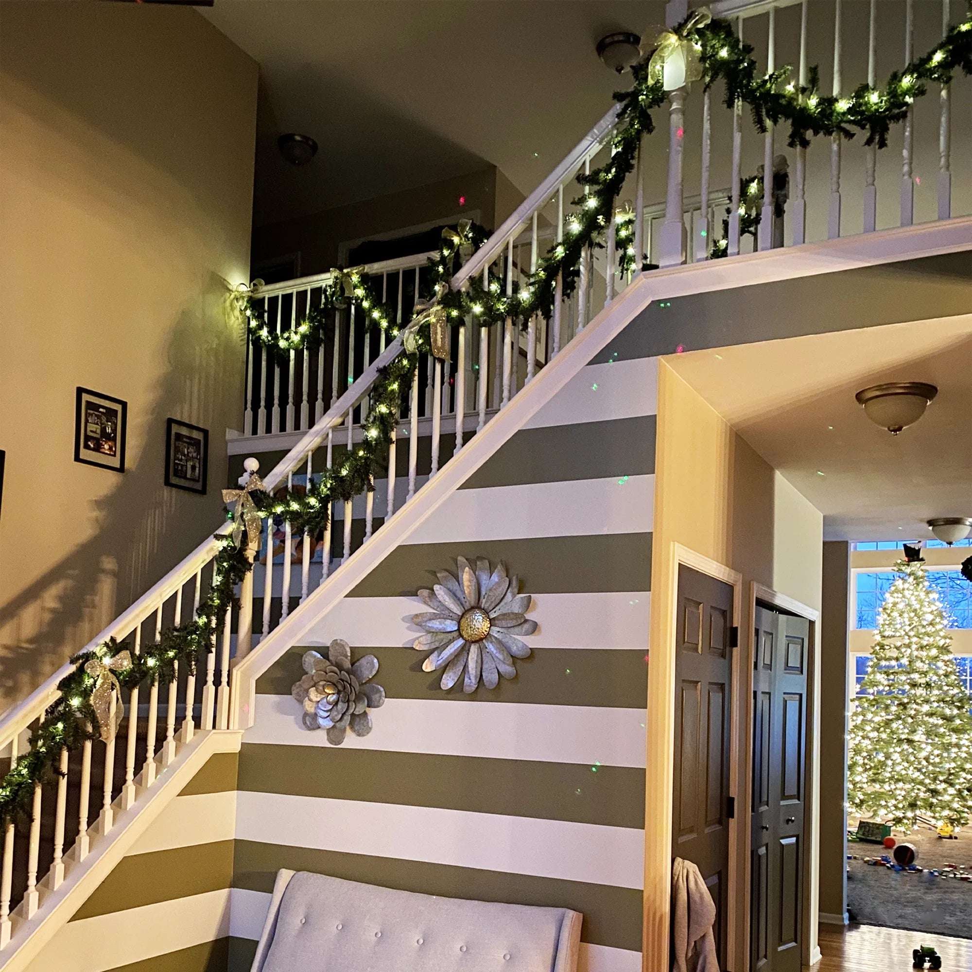 100' x 10" Artificial Christmas Garland Y253