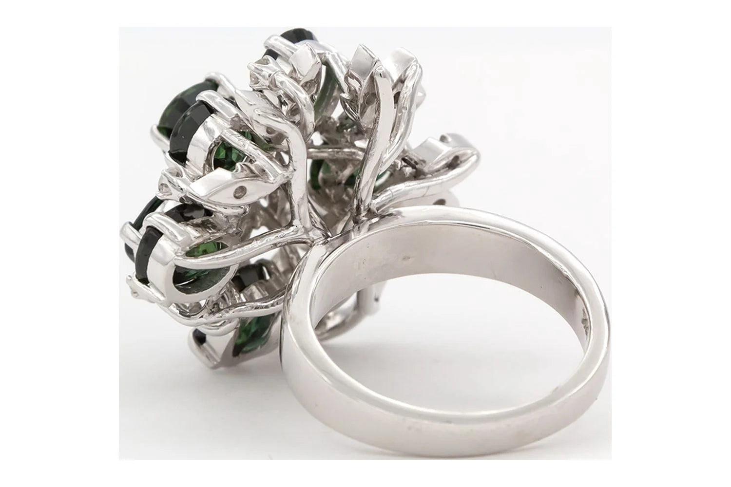 18k White Gold Sapphire Diamond Cluster Ring I226