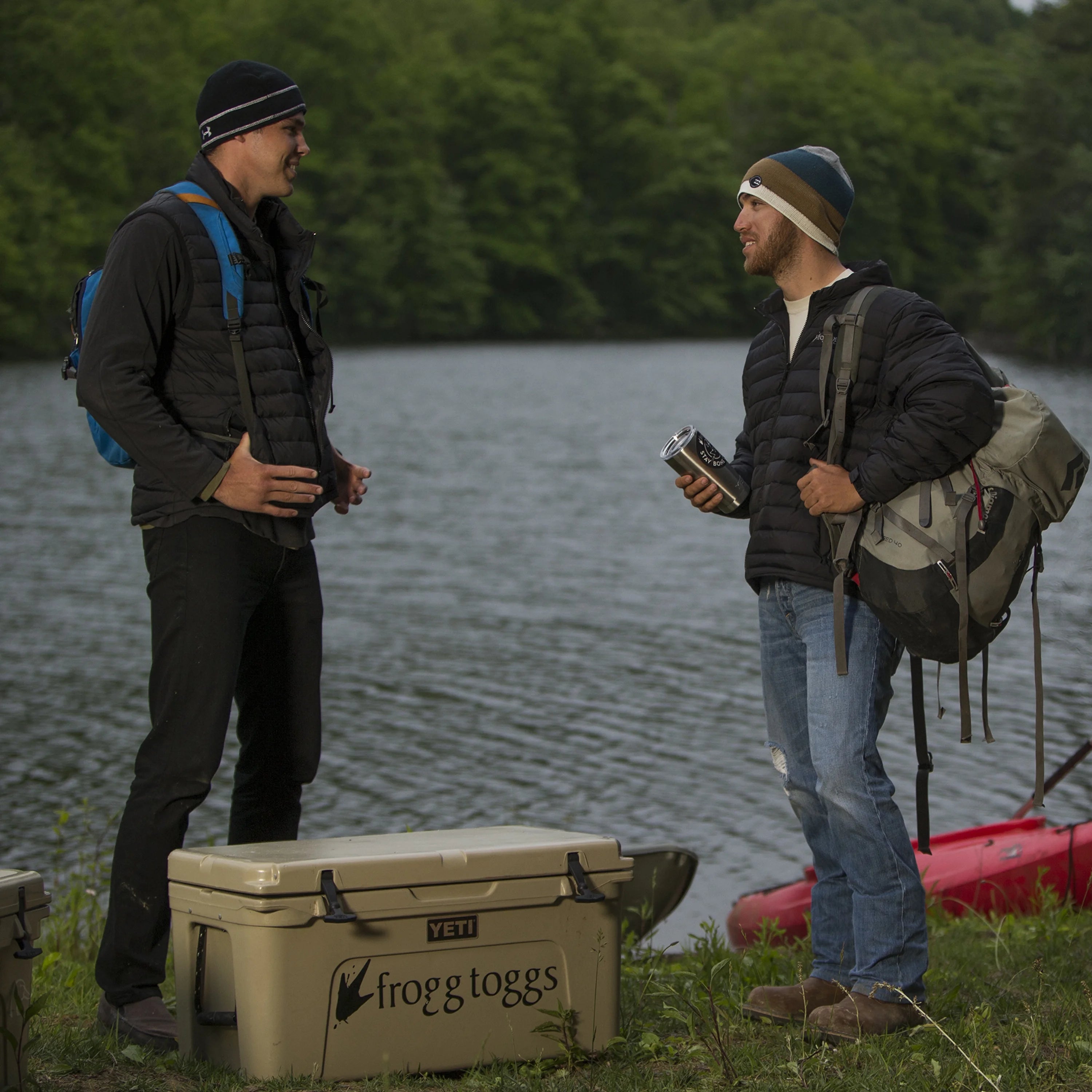 Black Insulated Vest E360803
