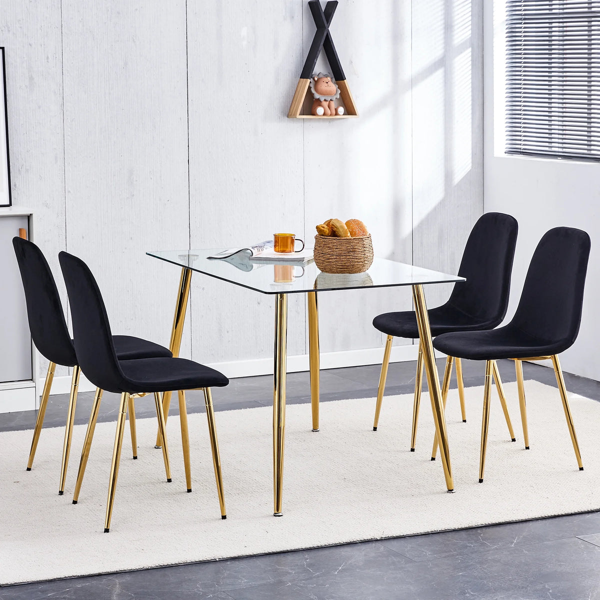 Set of 4 Velvet Dining Chairs with Golden Metal Legs G117443