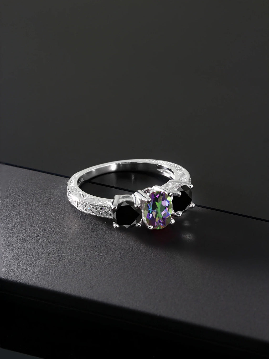 Oval Green Mystic Topaz Black Diamond 925 Sterling Silver Ring S61102