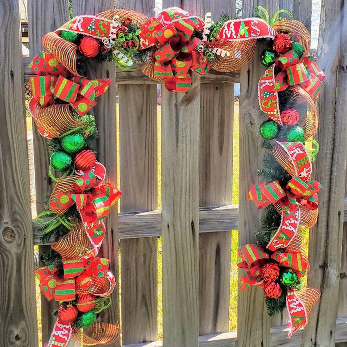100' x 10" Artificial Christmas Garland Y253