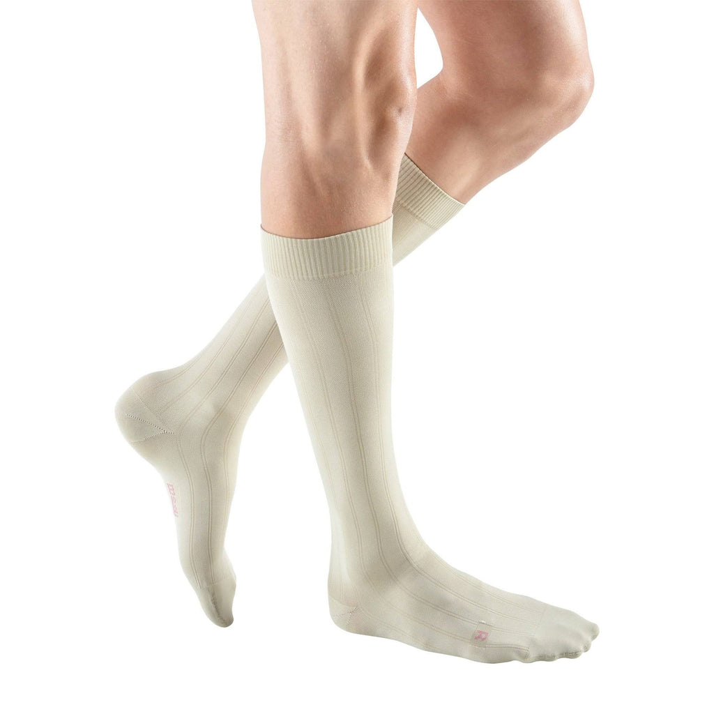 Knee High 30-40 mmHg Extra Wide Calf C94401