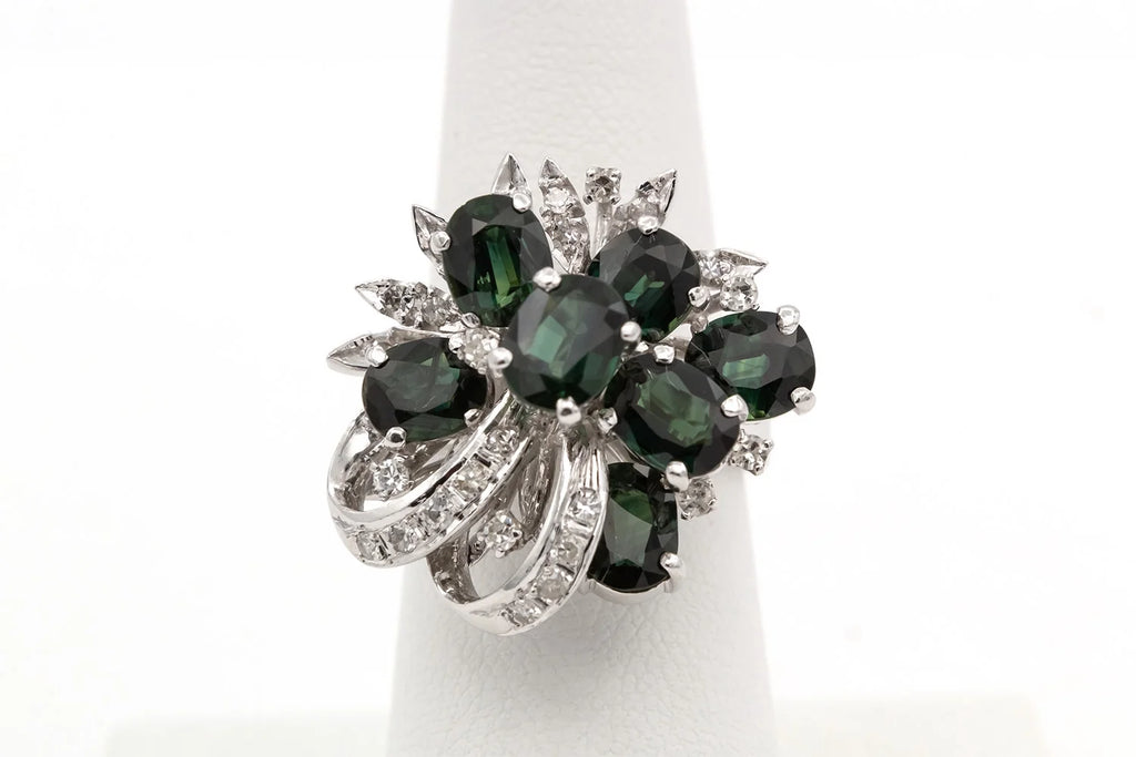 18k White Gold Sapphire Diamond Cluster Ring I226