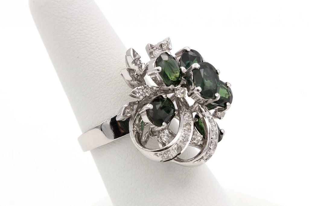 18k White Gold Sapphire Diamond Cluster Ring I226