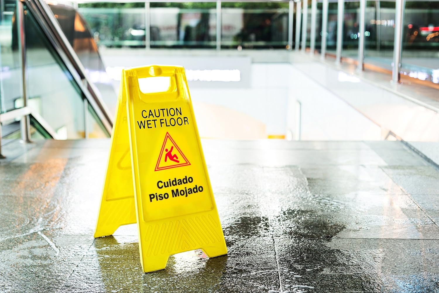 Yellow 2-sided Caution Wet Floor Sign (4 Pack) Z34744