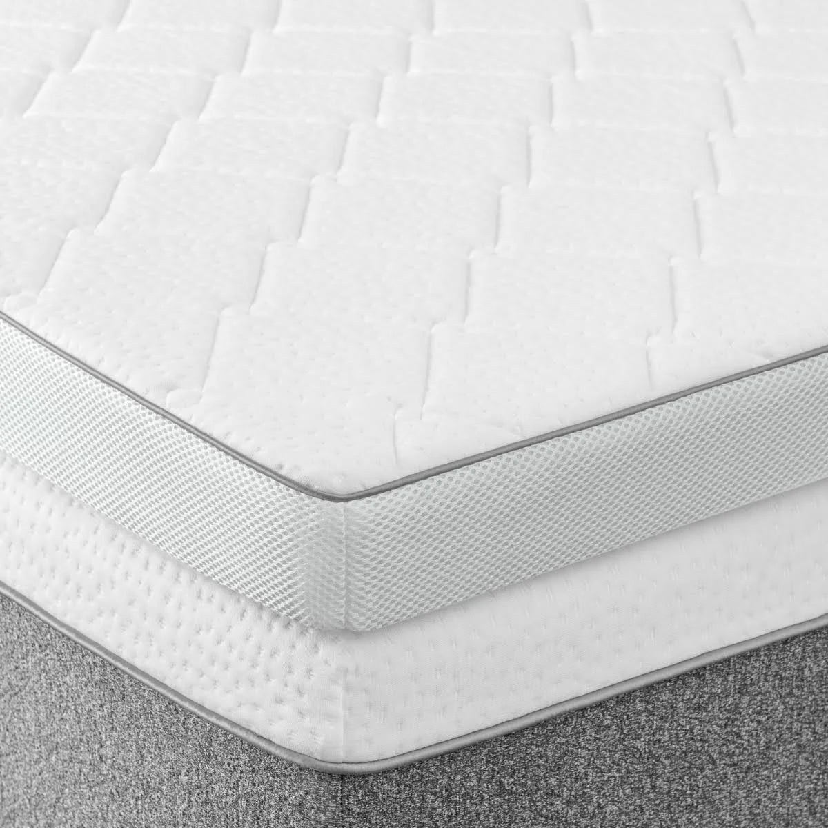King Memory Foam Mattress Topper with Cover P402183