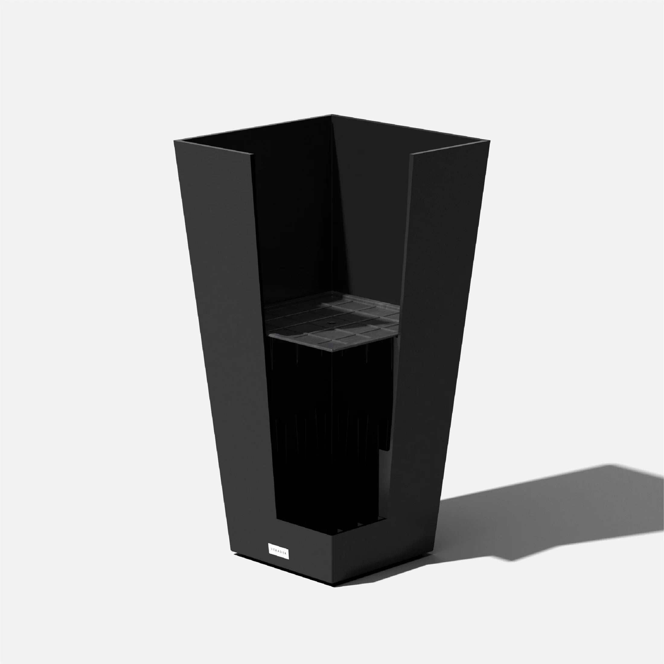 Black Plastic Planter 2-Pack Y834293