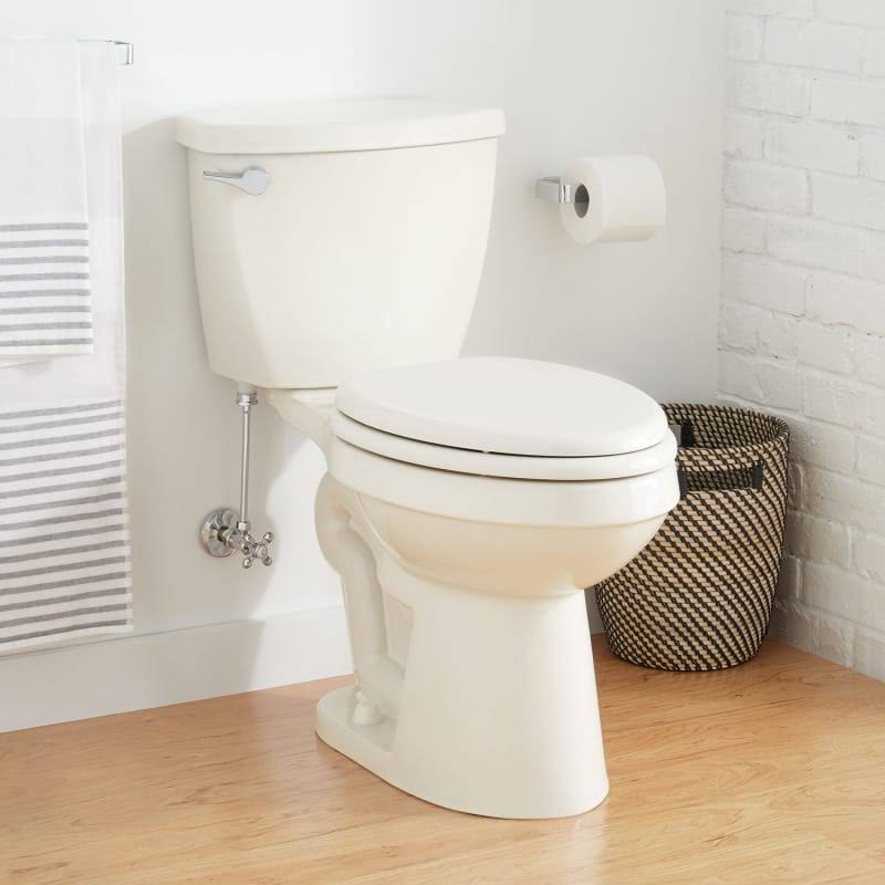 Two-Piece Elongated Toilet with Seat Y997145