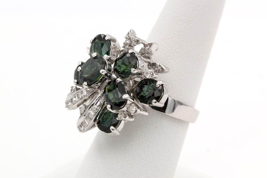 18k White Gold Sapphire Diamond Cluster Ring I226