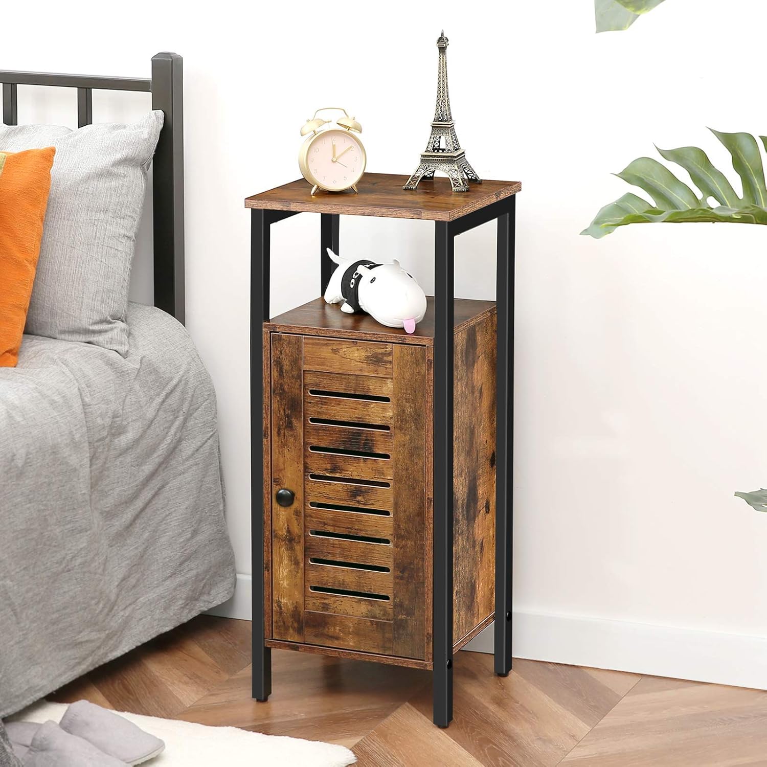 Bathroom Cabinet with Doors and Height-Adjustable Shelves D736103